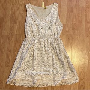 Francesca’s Lace Dress